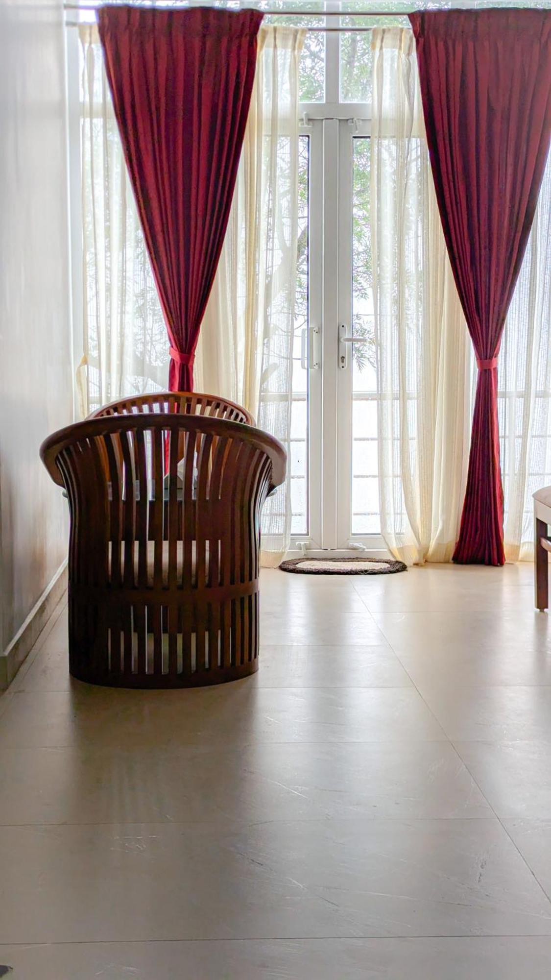Valley View Inn, 科塔吉里 外观 照片