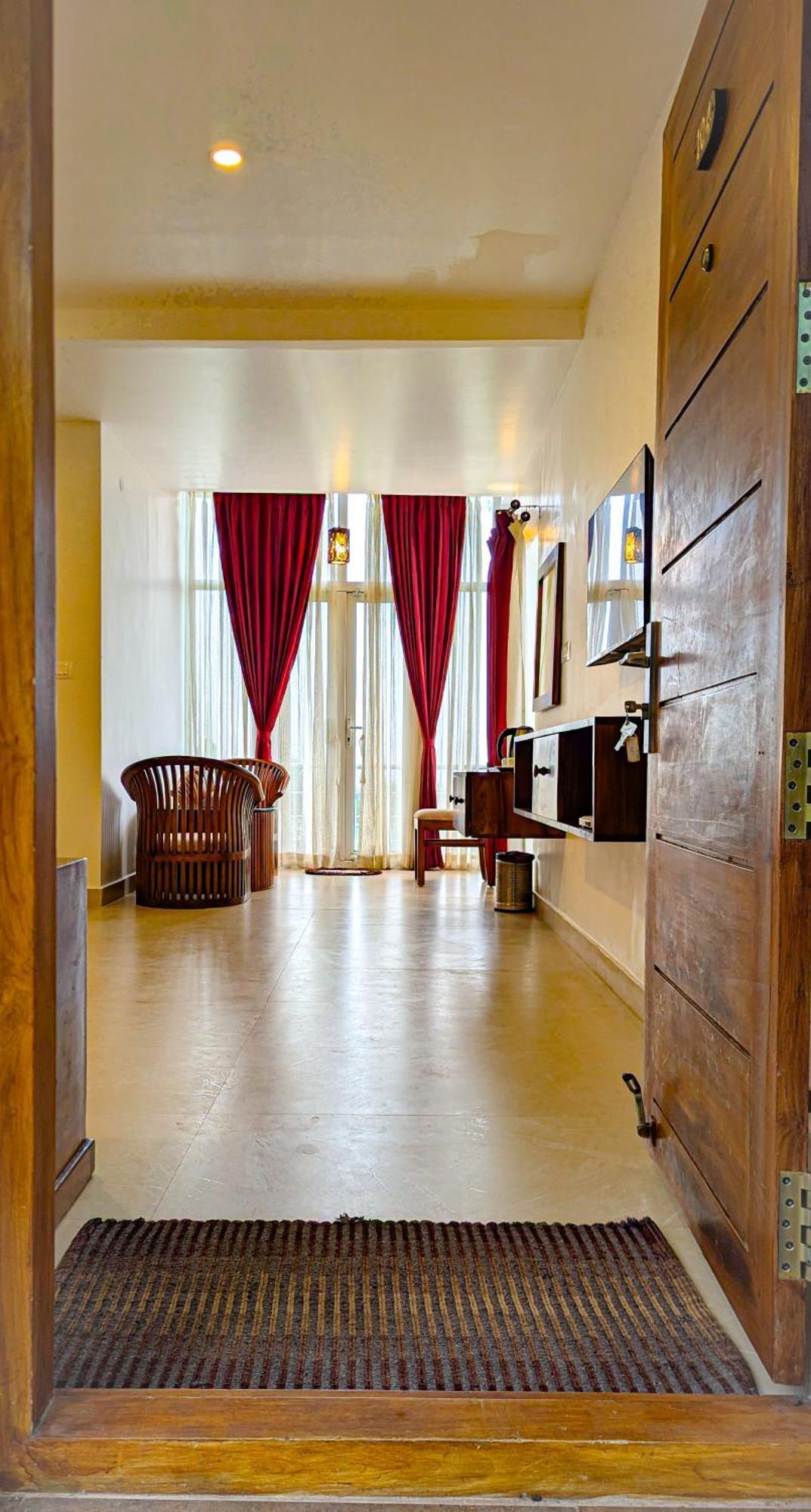 Valley View Inn, 科塔吉里 外观 照片